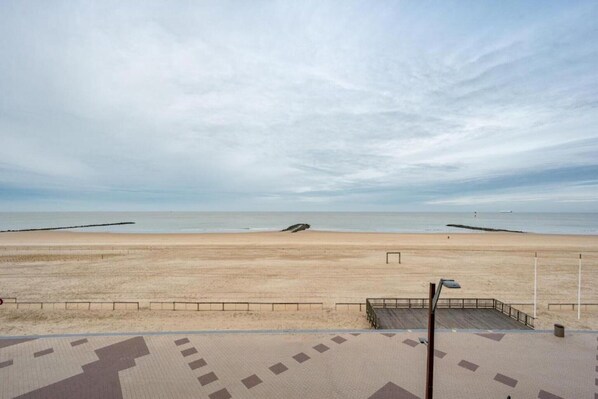 Vlak bij het strand