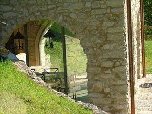 Terrace/patio - BORGO PARADISO-VENERE marvelous stone house overlooking Lake Garda. Pet Friendly (Lombardia)