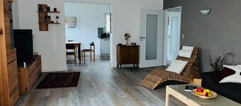 Apartment 'Bei Den Taunusbäumen' with Private Garden and Wi-Fi