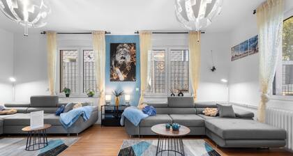 Ferienwohnung 'Der Goldene Löwe - Ruhig - Parkplatz' mit Privatem Garten und Wi-Fi