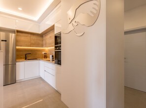 Appartement (Three Bedroom Apartment with Terrace ) | Cuisine privée | Réfrigérateur