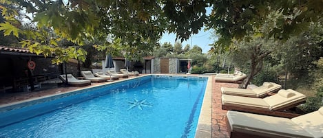 Outdoor pool, open 8:00 AM to 9:00 PM, sun loungers