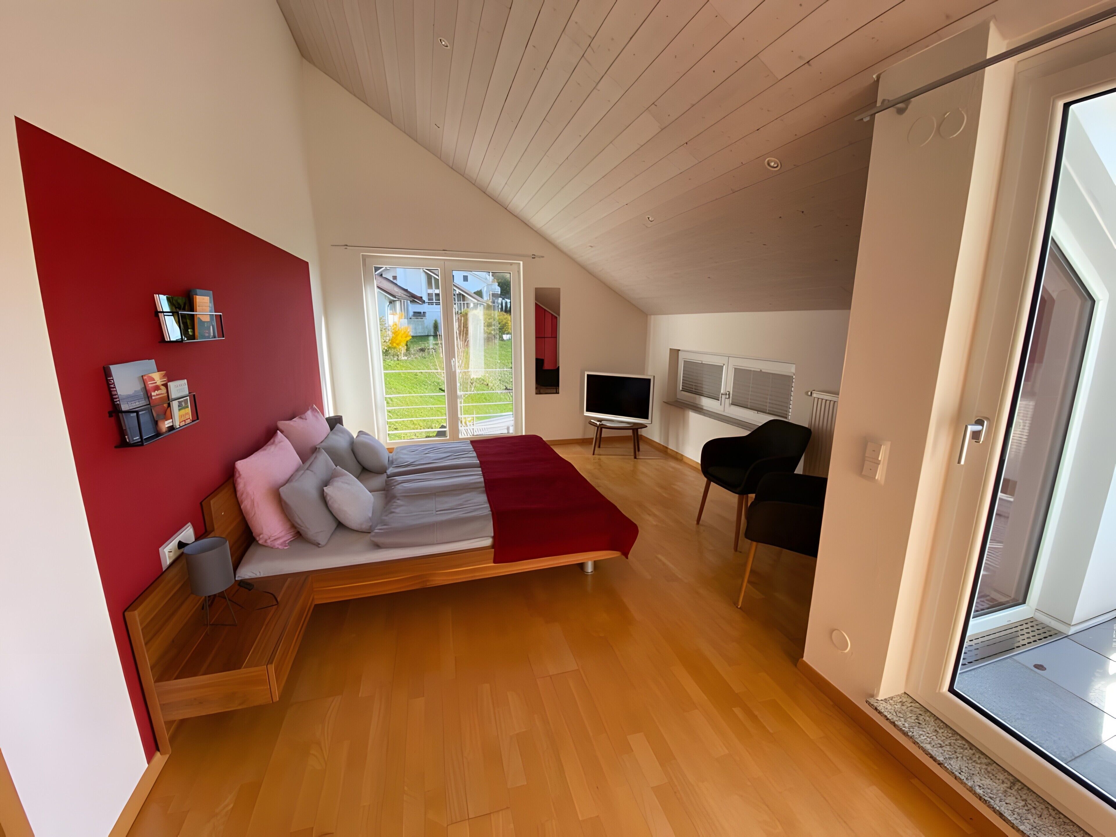 3 chambres, fer et planche à repasser, Wi-Fi gratuit, draps fournis