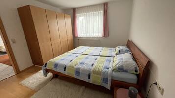 1 makuuhuone, ilmainen Wi-Fi, vuodevaatteet