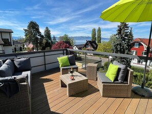 Terrace/patio - Apartment 'Bodenseeblick' with Lake View, Balcony and Wi-Fi (Nonnenhorn)