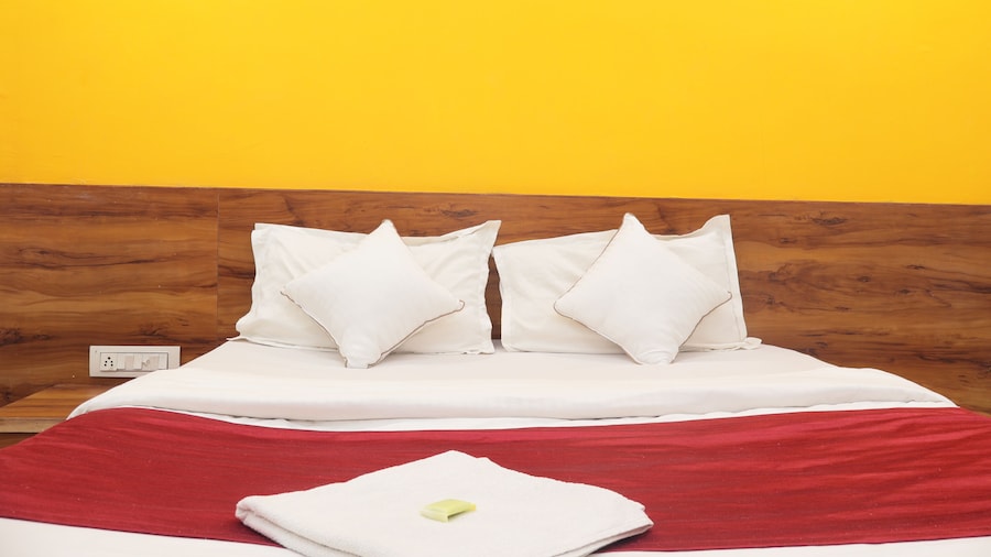 HOTEL APOLLO