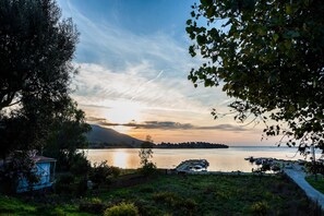 Apartment | 1 bedroom - Nikolas House Beside the sea Next to Lefkada (Aktio-Vonitsa)