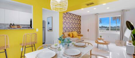 Televisión y oficina