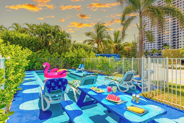 Pool