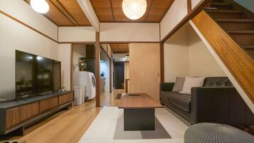 Classic House, Balcony | Living area