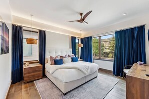 4 habitaciones, escritorio y tabla de planchar con plancha 