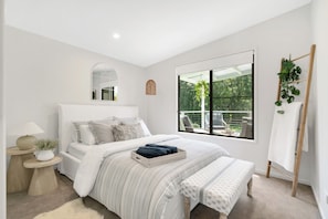 13 bedrooms, iron/ironing board, free WiFi, bed sheets