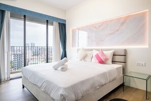 Tabla de planchar con plancha y wifi gratis 