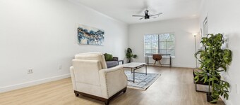 CozySuites Chandler 2BR with 2 pools + Jacuzzi! 11