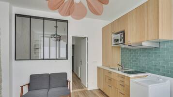 Micro-ondes, plaque de cuisson