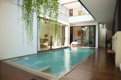 Tree O'clock Pool Villa - Phuket