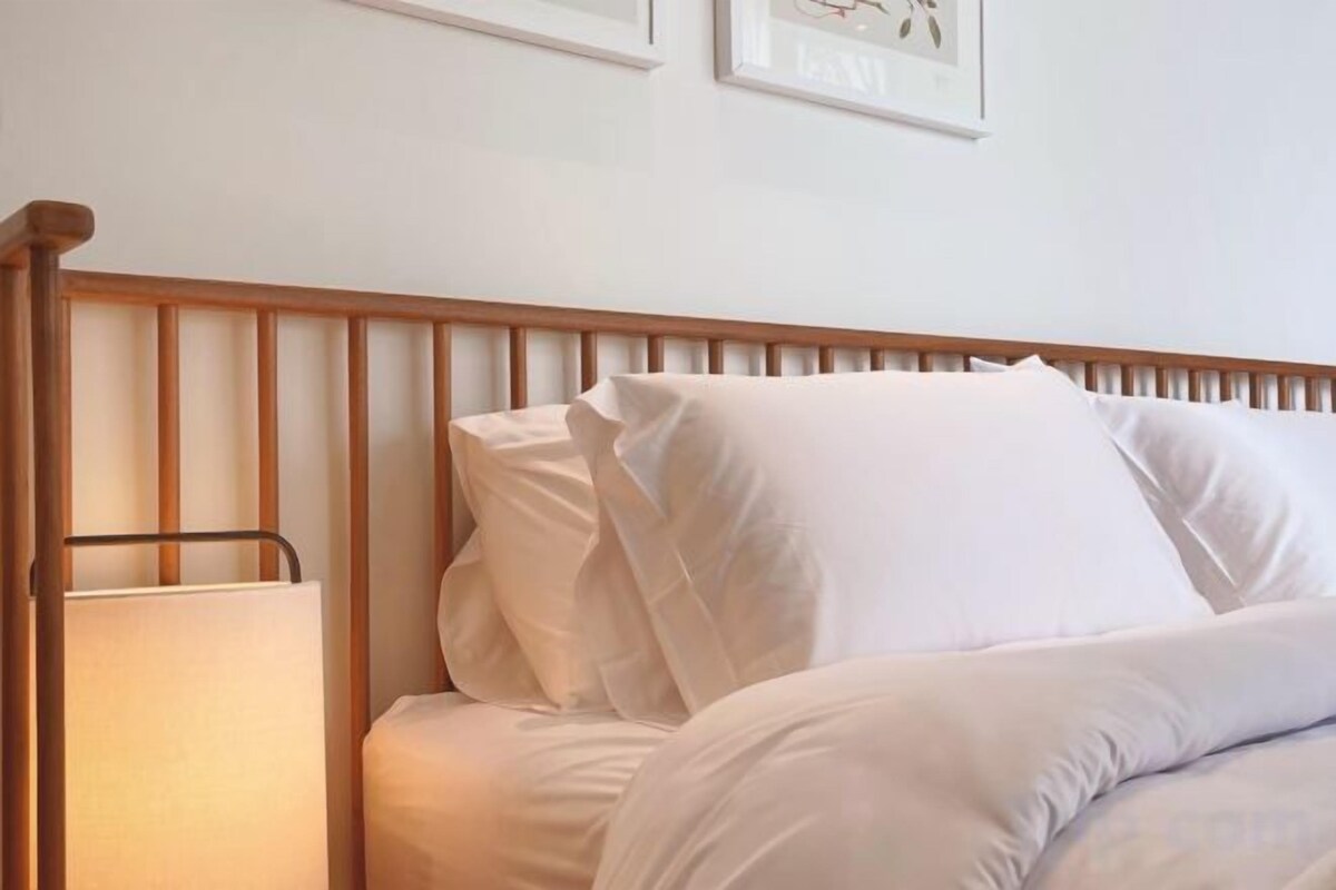 Blackout drapes, soundproofing, WiFi (free), bed sheets