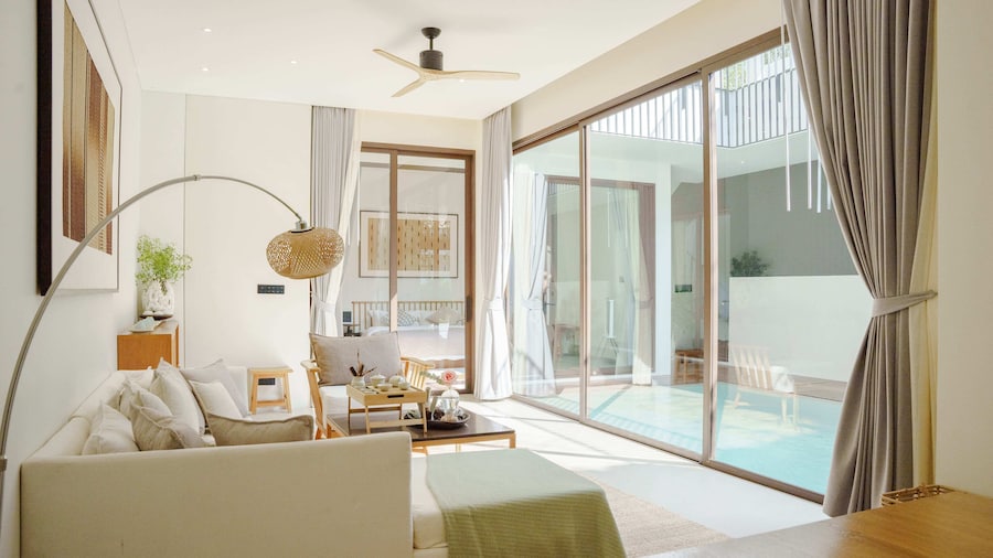 Tree O'clock Pool Villa - Phuket