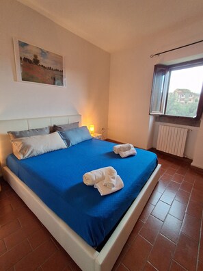 1 quarto, ferros/tábuas de passar roupa, berço de viagem, Wi-Fi