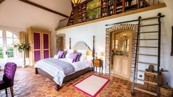 Superior Suite, Garden View (La Bouillerie) | 4 bedrooms, in-room safe, soundproofing, free WiFi