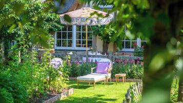 Superior Suite, Garden View (La Bouillerie) | 4 bedrooms, in-room safe, soundproofing, free WiFi