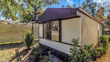 Mặt tiền nơi lưu trú