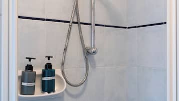 Dusch, hÄrtork, bidé och handdukar