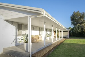 Terrace/patio - The House - Dunsborough (Dunsborough)