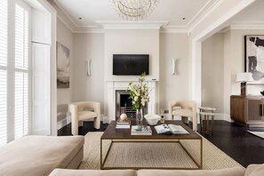 House | 5 bedrooms