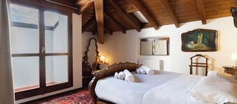 Luxury Apartment between Como Lake and Valsassina