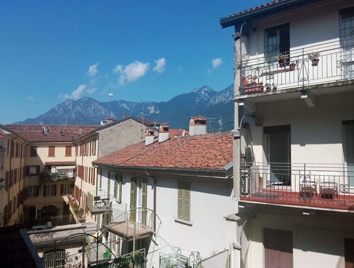Lecco Center - Authentic yet modern retreat