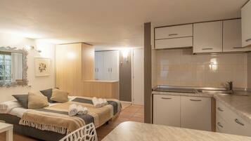 Wifi gratis y ropa de cama