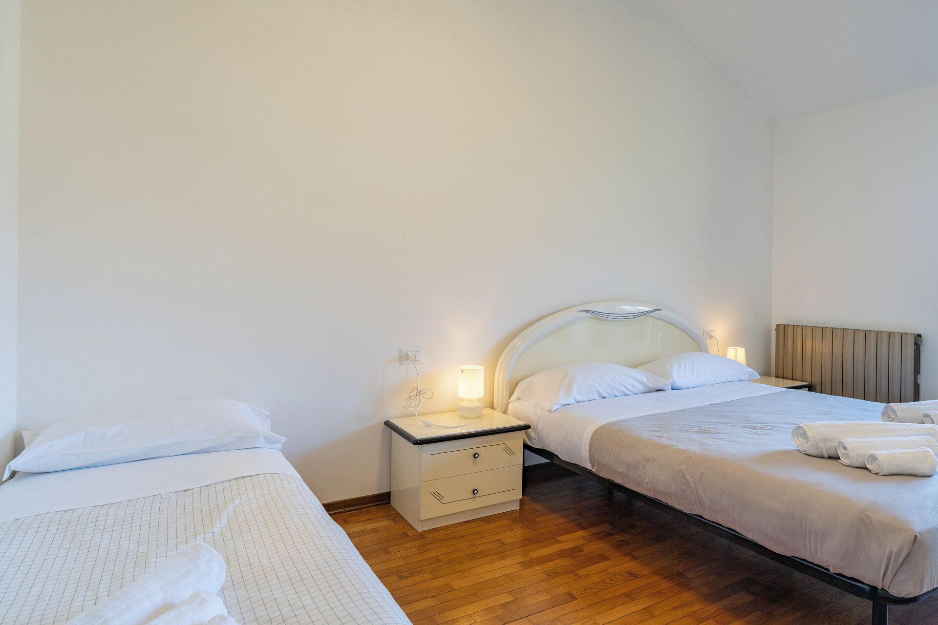 1 camera, Wi-Fi gratuito, lenzuola