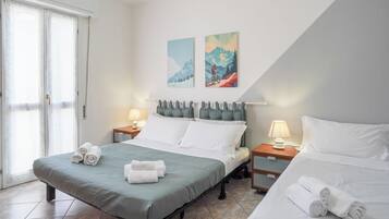 2 bedrooms, free WiFi, bed sheets