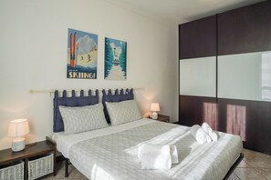 3 chambres, accès au Wi-Fi (inclus), literie fournie