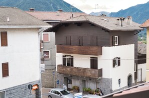 Esterni