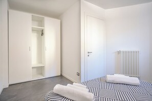 3 chambres, accès au Wi-Fi (inclus), literie fournie