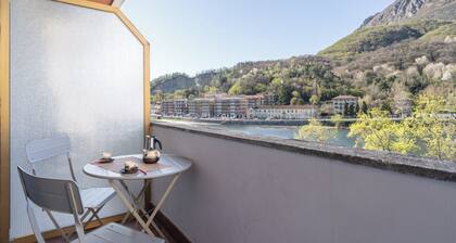 Lecco Lakefront Retreat