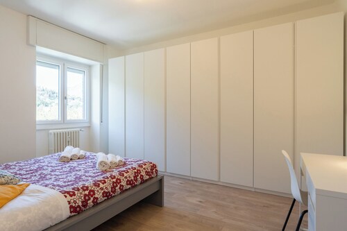 Lecco Lakefront Retreat