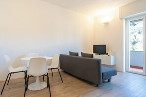 Interior - Lecco Lakefront Retreat (Lecco)
