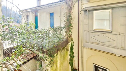 Large family apartment in a fresh area of Lecco