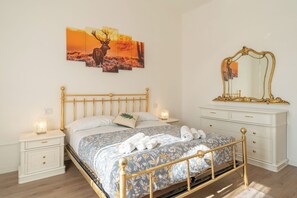 2 soverom, wi-fi (inkludert) og sengetøy