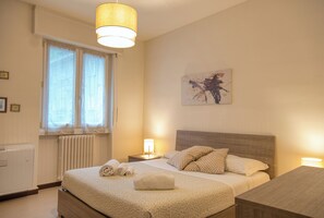 3 bedrooms, free WiFi, bed sheets