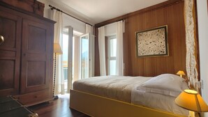 3 室のベッドルーム、ベッドシーツ