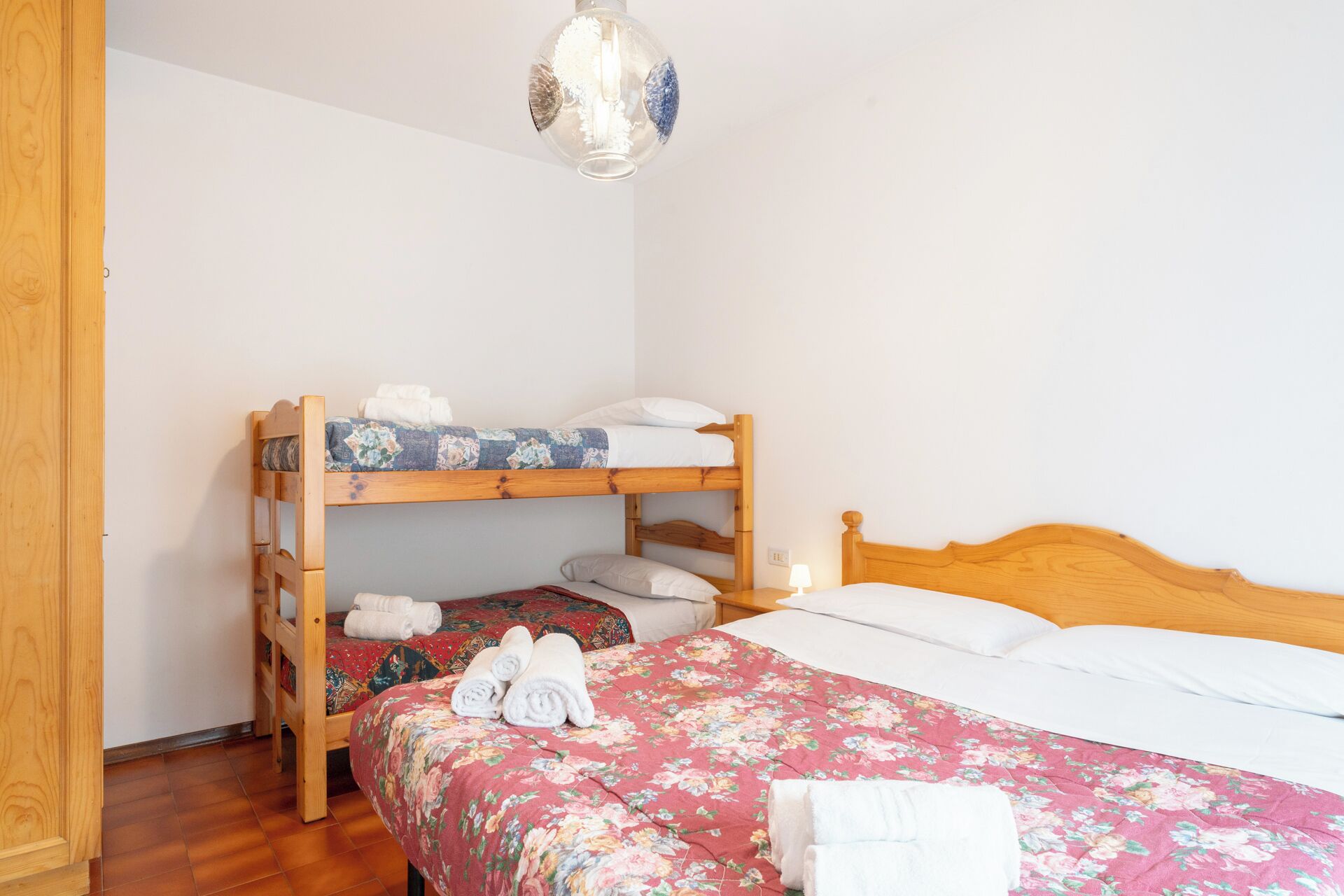 1 chambre, Wi-Fi gratuit, draps fournis