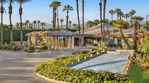 Unclassified image, 2 of 28, button - Marriott's Desert Springs Villas | Studio Suite (Palm Desert)