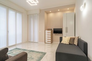 Smart TV - Il Riflesso del Lago (Lecco)