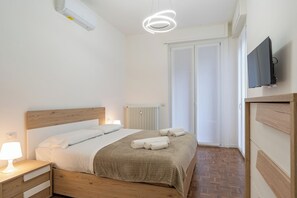 1 bedroom, free WiFi, bed sheets - Il Riflesso del Lago (Lecco)