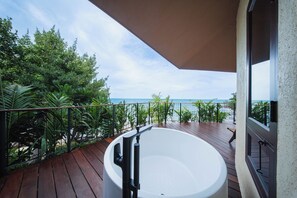 Family Villa, 2 Bedrooms, Beach View | Terrace/patio