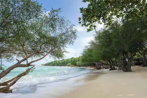 On the beach, white sand, snorkelling, fishing